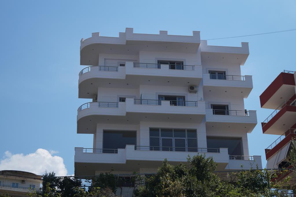 Bill'S Apartments Sarande Exterior photo